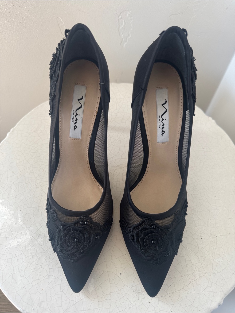 Nina DONELA Black Floral Appliqué Pointed-Toe Mesh Pumps Stiletto Heels Size 7.5 - Picture 2 of 12